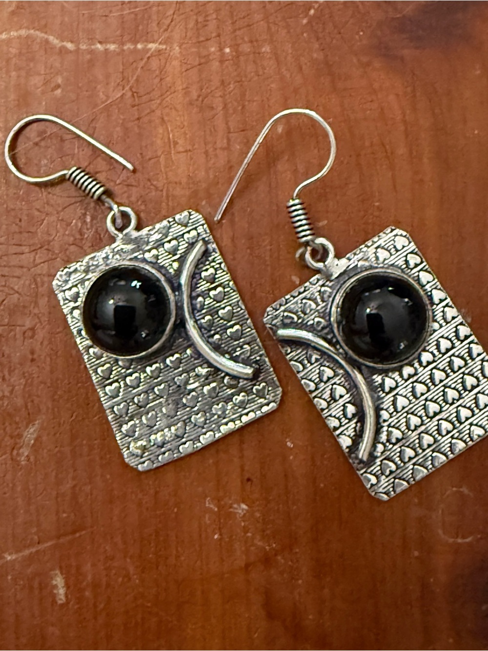 925 Silver-plated Rectangular Drop Earrings with Black onyx